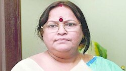 ICDS কর্মীদের নিয়ে সভা, নিয়ম ভাঙার দায়ে TMC প্রার্থী সাবিত্রী মিত্রের বিরুদ্ধে কমিশন