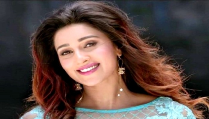 &#039;সবসময় ঝড় বইবে না, সামলে উঠতে হবেই&#039; Sayantika-র বার্তায় মজে নেটিজেনরা