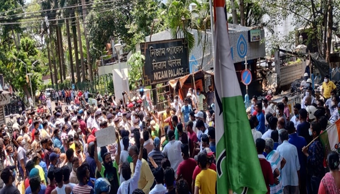 লকডাউনের বিধিকে তোয়াক্কা না করে ফিরহাদ, সুব্রতের গ্রেফতারে বিক্ষোভ তৃণমূল সমর্থকদের 