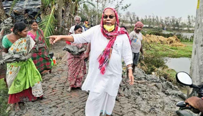 &#039;আমি আসছি&#039;, হেরেও ঝড়ের আগেই মানুষের পাশে &#039;ক্লান্তিহীন&#039; কান্তি     