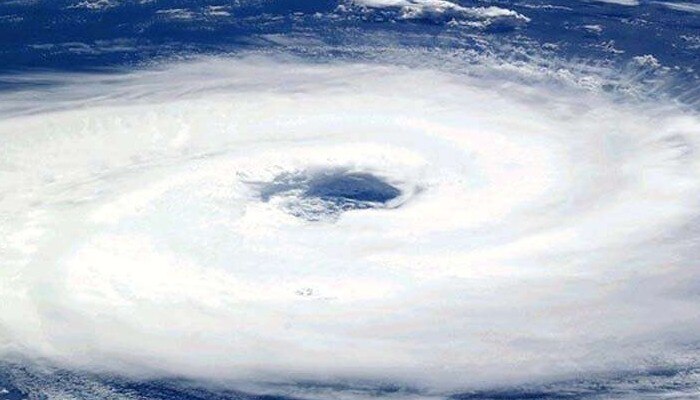 Cyclone Yaas: দাপট বাড়ছে নিম্মচাপের, বাংলার ৪ জেলায় জারি চূড়ান্ত সতর্কতা
