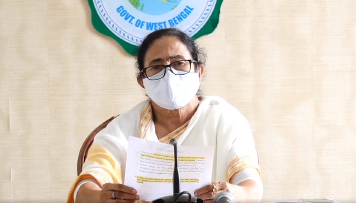 Live: বাংলার জন্য প্রধানমন্ত্রীর পা ধরতে রাজি আছি: Mamata