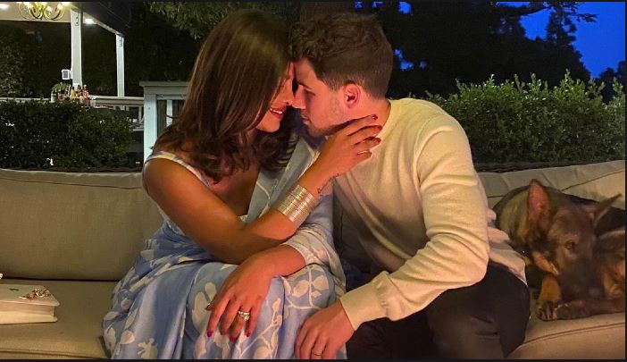 কাছে নেই Priyanka, রোাম্যান্টিক পোস্টে ভালোবাসা প্রকাশ Nick Jonas-র