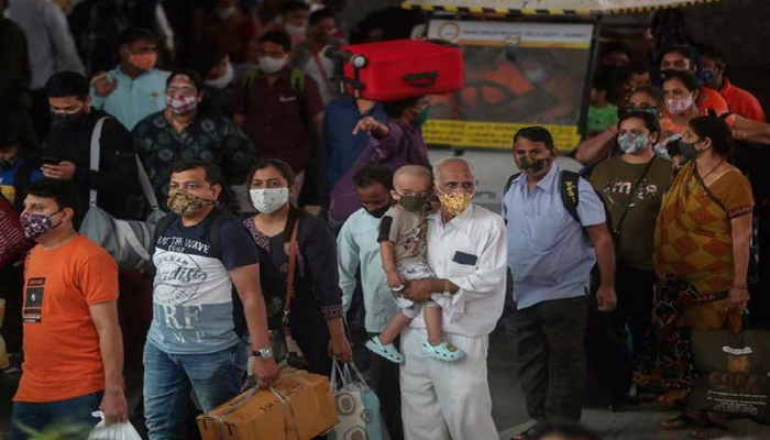 Vaccine না নেওয়া শরীর করোনার নয়া প্রজাতির আঁতুড়ঘর, জানালেন বিশেষজ্ঞরা Vaccine না নেওয়া শরীর করোনার নয়া প্রজাতির আঁতুড়ঘর, জানালেন বিশেষজ্ঞরা