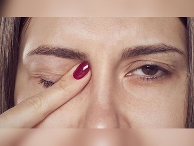 Uning siki shunchalik katta ediki, u mushukning uchdan biriga zorga sigdi.