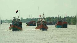 বকখালিতে ভয়াবহ ট্রলার ডুবি, উদ্ধার ৯ মৎস্যজীবীর দেহ