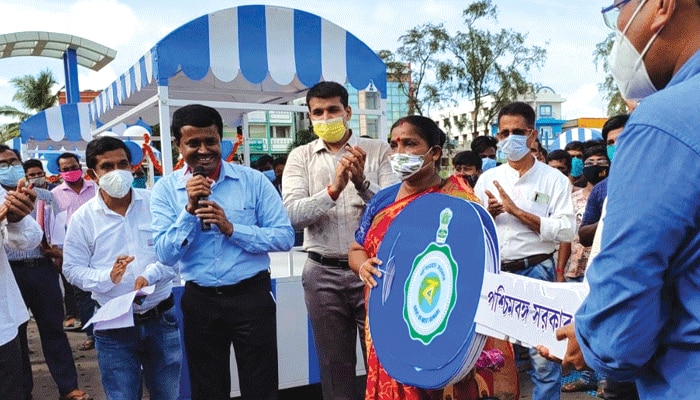 ইয়াসে ক্ষতিগ্রস্ত ১১৪টি দোকান মেরামত করে তুলে দেওয়া হল দিঘার ব্যবসায়ীদের হাতে