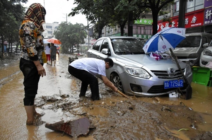 china devastation: বিধ্বস্ত চিন