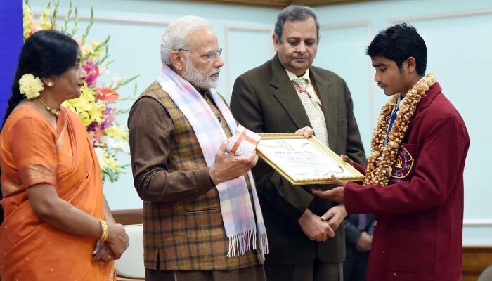 Bravery Award: সাহসিকতায় জাতীয় পুরস্কার পাওয়া সেই ছেলে আজ দিনমজুর!    