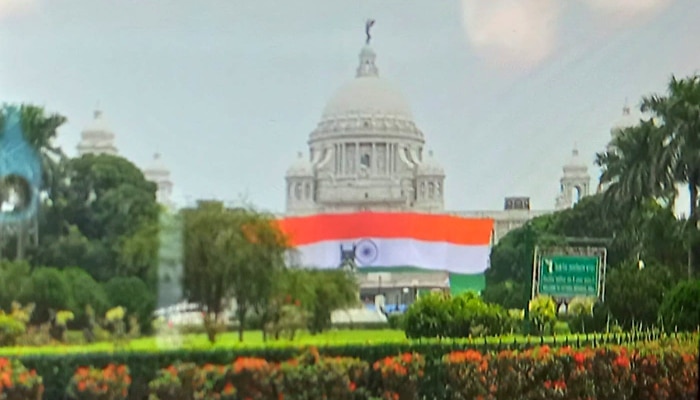  75th Independence Day: ৭৫০০ স্কোয়ার ফুটের পতাকায় মুড়ছে Victoria Memorial