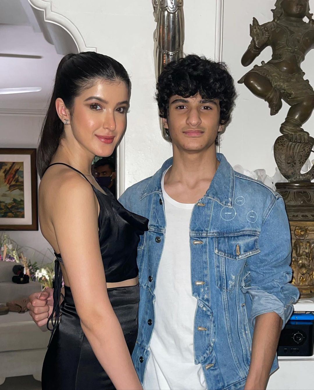 Shanaya Kapoor with her brother