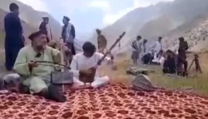 Afghanistan: এবার জনপ্রিয় লোকশিল্পীকে খুন করল Taliban! দেখুন Video