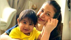 ছোট্ট কবীরকে কৃষ্ণ সাজালেন Koel Mallick, মায়ের দিকে মুগ্ধ দৃষ্টিতে চেয়ে একরত্তি