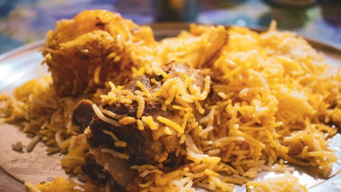 kolkata biriyani: কলকাতা বিরিয়ানি