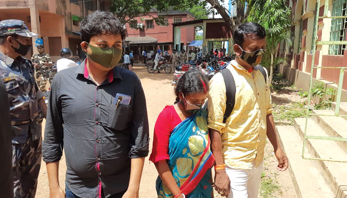 Bankura: গুরুতর অভিযোগ গাড়িচালকের স্ত্রীর, শেষপর্যন্ত আদালতে আত্মসমর্পণ বিজেপি বিধায়কের 