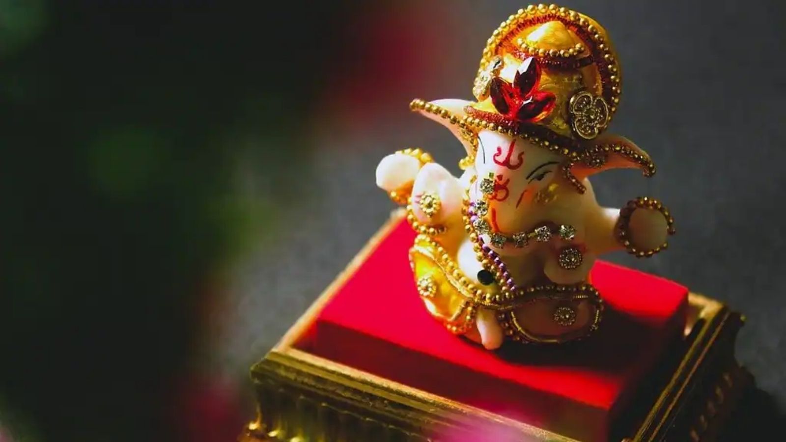 Ganesh Chaturthi is usually celebrated in large numbers in Maharashtra, Gujarat and Uttar Pradesh in western and central India