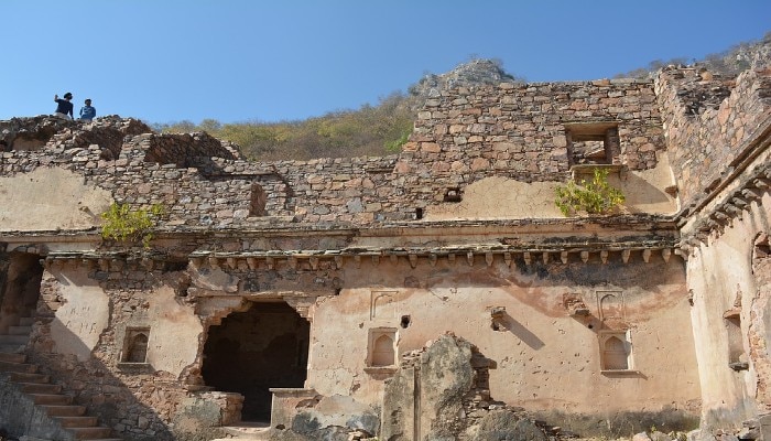 Bhangarh Fort the Most Haunted Place