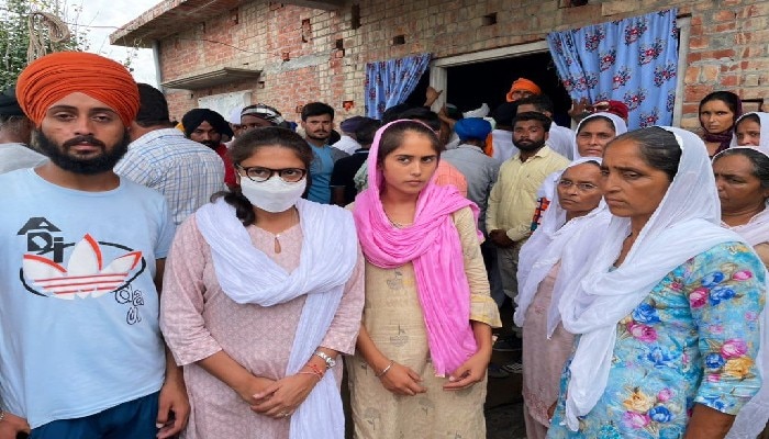 Lakhimpur: শুধু তৃণমূলের প্রতিনিধিদল পৌঁছাল শোকস্তব্ধ পরিবারের কাছে  