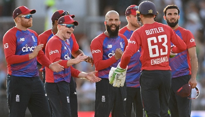 WT20: অফ ফর্ম, দল থেকে স্বেচ্ছায় সরে যেতে পারেন England-এর তারকা ক্রিকেটার! কে তিনি? 