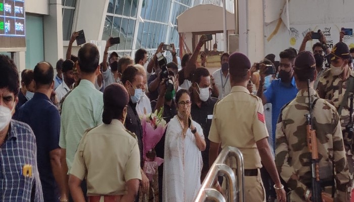 felicitation in airport