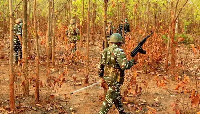 Maoists Killed: গড়চিরৌলিতে ভয়ঙ্কর গুলির লড়াই, মহারাষ্ট্র পুলিসের অভিযানে নিহত ২৬ মাওবাদী