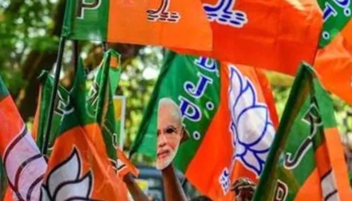 একুশের প্রায়শ্চিত্ত কলকাতা পুরভোটে! আদি-র গুরুত্ব BJP-র প্রার্থী তালিকায়  