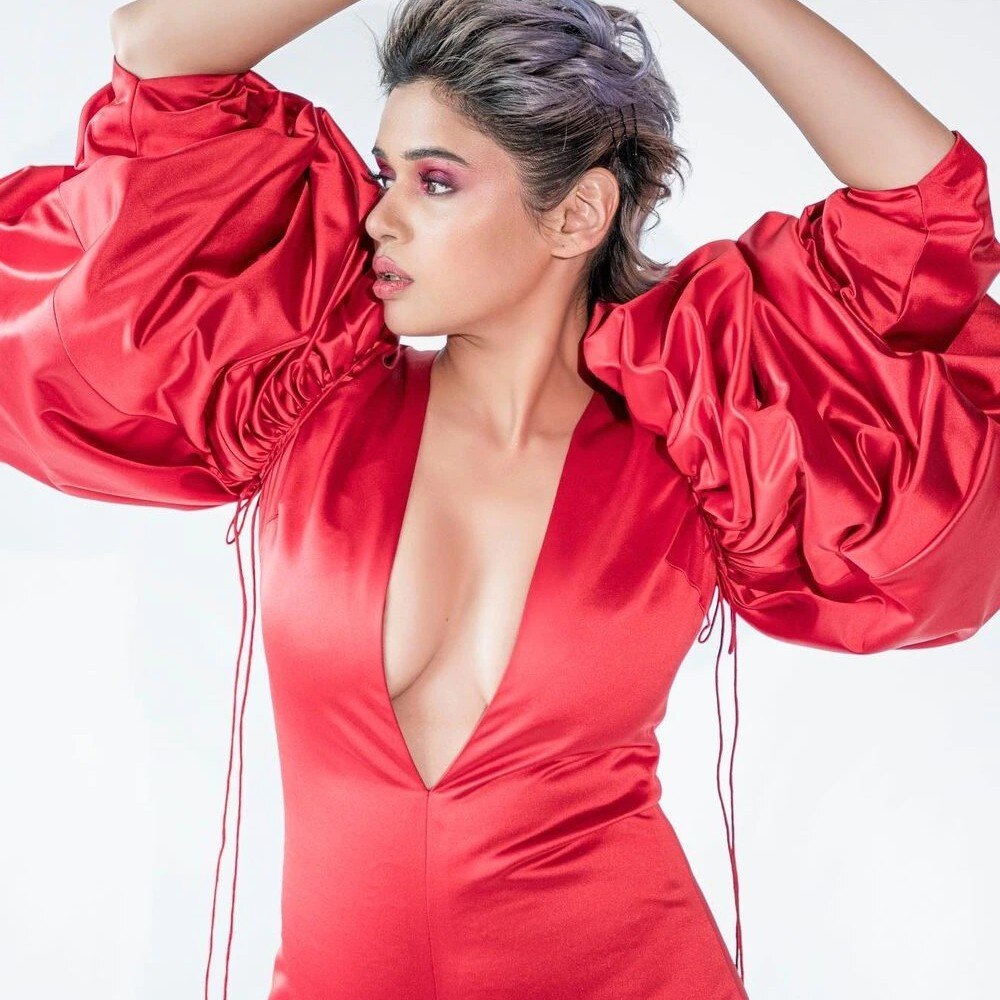 Shalmali Kholgade