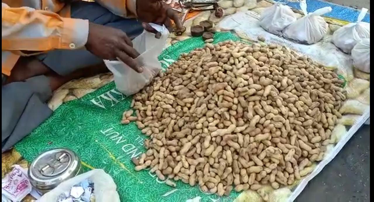 Badam Selling