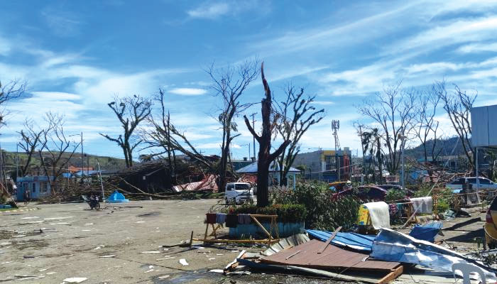 Typhoon lashes south Philippine