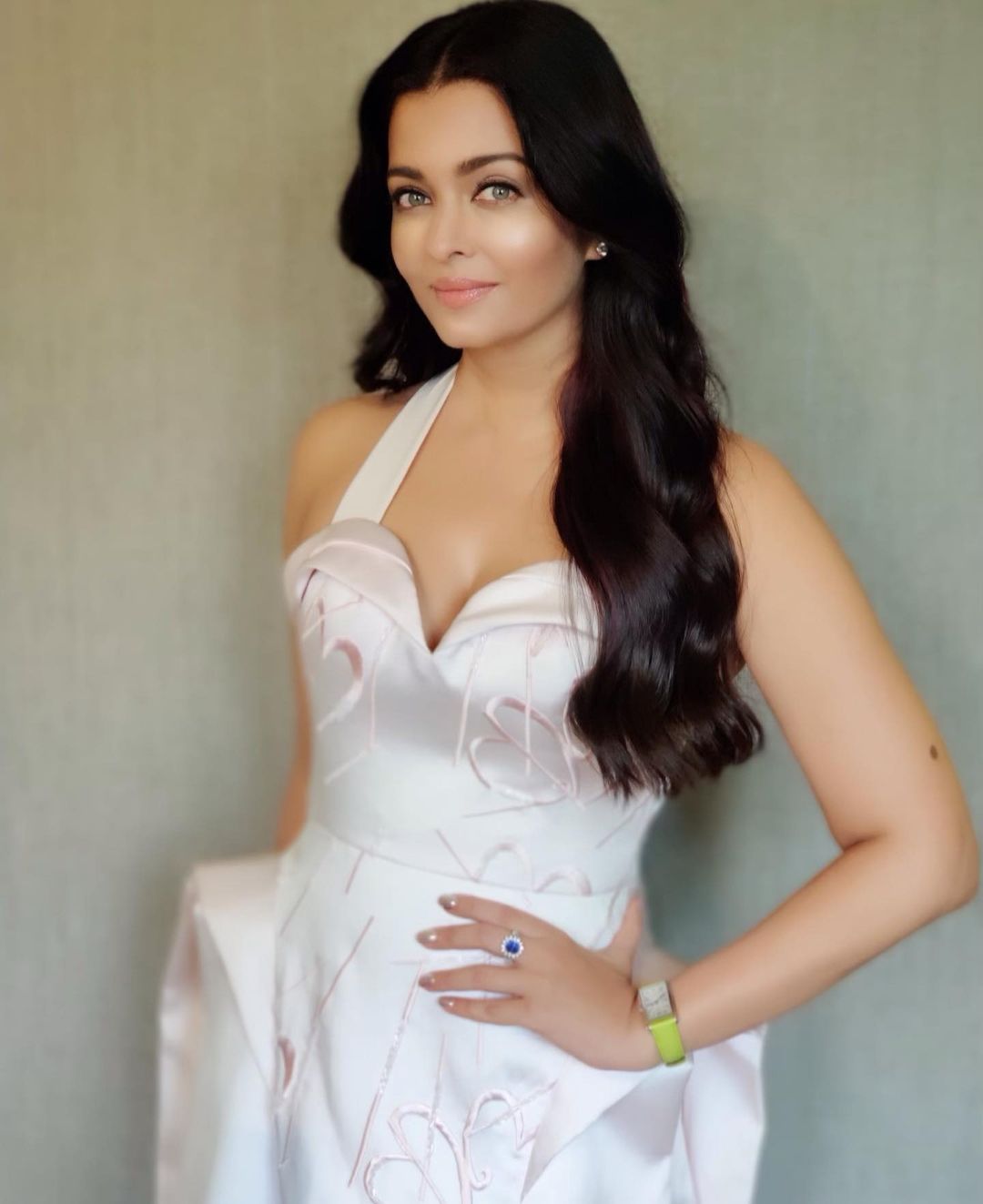 Aishwarya in Controversy