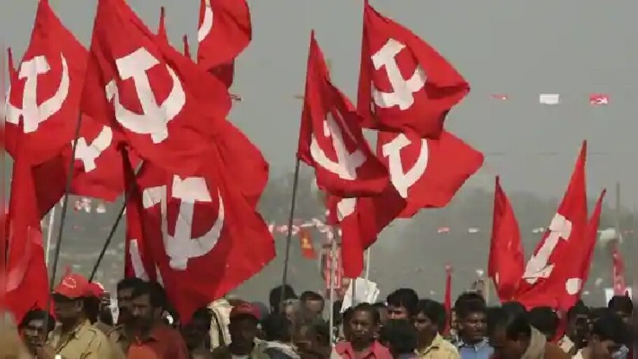 "আমরা আগেই বলেছিলাম লড়াইটা আমাদের সঙ্গেই", তাহেরপুরে লালঝান্ডা উড়িয়ে দাবি সূর্যকান্তের