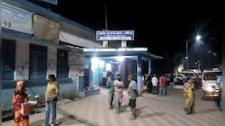 ১০ বছরের মেয়েকে সাইকেল চালানো শেখাতে মাঠে নিয়ে যান বাবা, বাড়ি ফিরল দুই নিথর দেহ