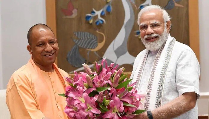 Uttar Pradesh-কে উন্নয়নের শিখরে নিয়ে যাবেন Yogi Adityanath, দাবি Narendra Modi-র