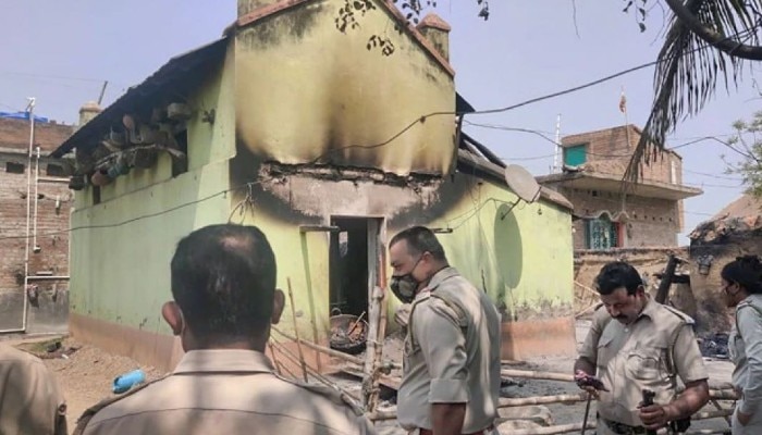 Rampurhat Arson: রামপুরহাটকাণ্ডে সাসপেন্ড DIO, সরিয়ে দেওয়া হল সিভিক ভলান্টিয়ারদেরও