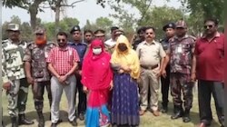 বাংলাদেশি যুবকের সঙ্গে 'প্রণয়',সীমান্ত টপকে পড়শি দেশে ছাত্রী! চরম 'অভিজ্ঞতা'র শিকার