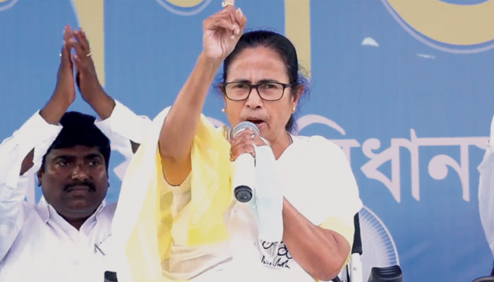 Mamata Banerjee: &#039;বিজেপির হাতে আক্রান্ত গণতন্ত্র&#039;, বিরোধী মুখ্যমন্ত্রীদের ঐক্যবদ্ধ হওয়ার ডাক মমতার