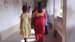 খেলনার টোপ দিয়ে বাগানে 'ডাক', নির্জনে নাবালিকার 'চরম ক্ষতি' করল পাড়ার কাকু