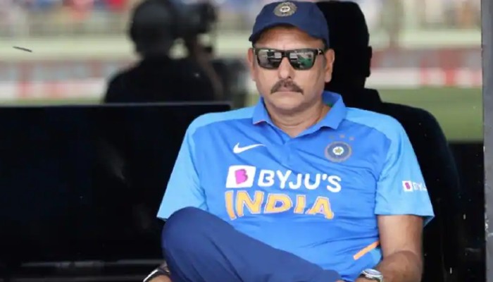 IPL 2022: Team India-র কোন &#039;ব্যর্থ তারকা&#039;কে টি-টোয়েন্টি বিশ্বকাপের দলে দেখতে চাইছেন Ravi Shastri? জানতে পড়ুন 