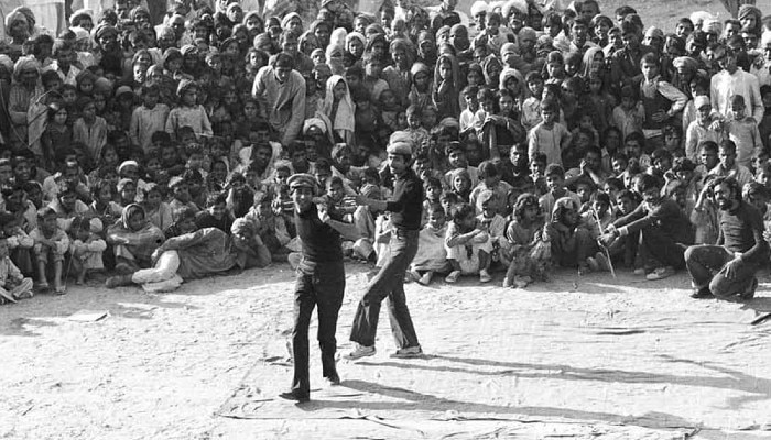 National Street Theatre Day: পথনাটক করতে যে অধ্যবসায় দরকার সেটা আজকাল অনেকেরই নেই: দেবাংশু ভট্টাচার্য 