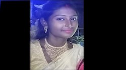 'কালো বউ' পছন্দ নয়, পরকীয়া স্বামীর! বিয়ের বছর ঘুরতেই চরম মূল্য চোকাল যুবতী নববধূ