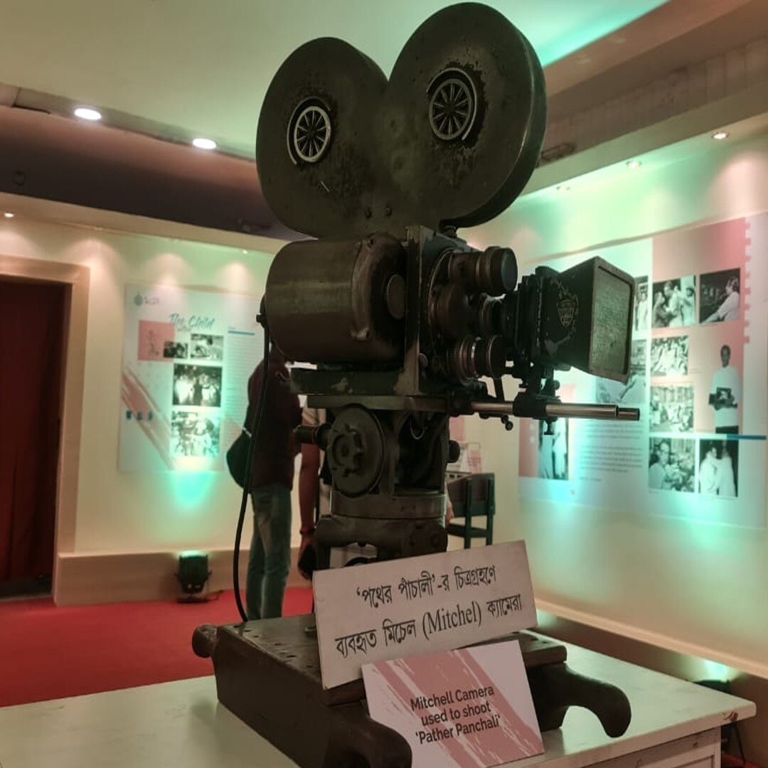 Camera used in Pather Panchali