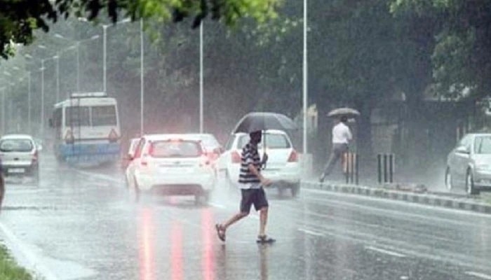 Weather Update: সোমবার স্বস্তির বৃষ্টি কলকাতায়! আজ থেকেই কমবে তাপমাত্রা 