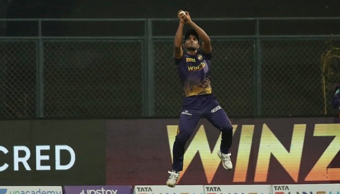 IPL 2022, KKR vs RR: Narine-এর জঘন্য ফিল্ডিংয়ের পরেও ক্যাচ নিয়ে Buttler-কে ফেরালেন Shivam Mavi, ভিডিও ভাইরাল 