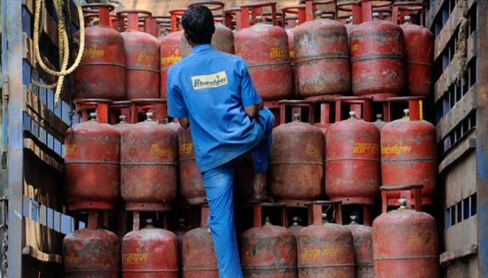 Paytm: বিনামূল্যে পেয়ে যান LPG সিলিন্ডার, জানুন কীভাবে?