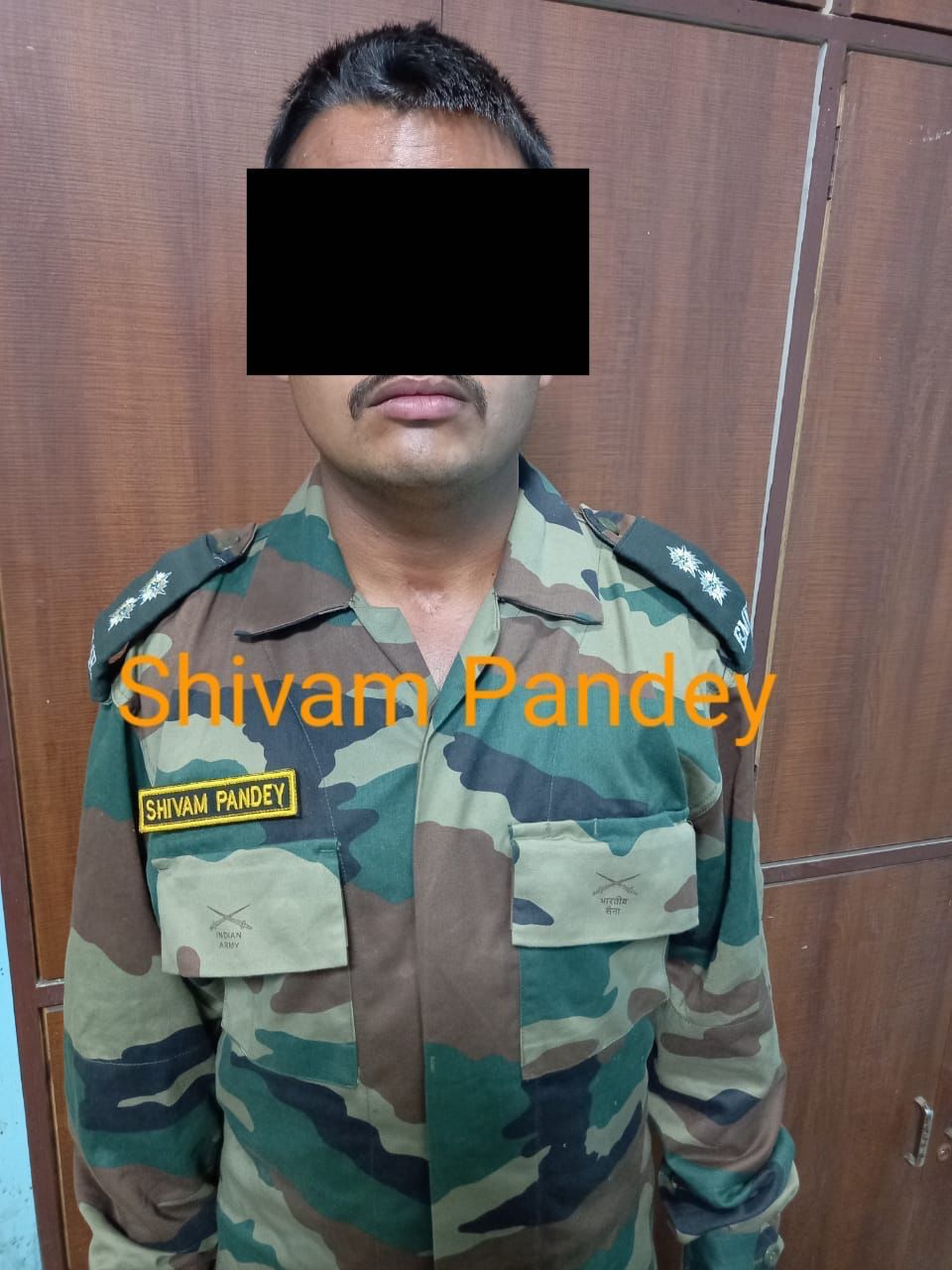 Fake Indian Army Officer 1
