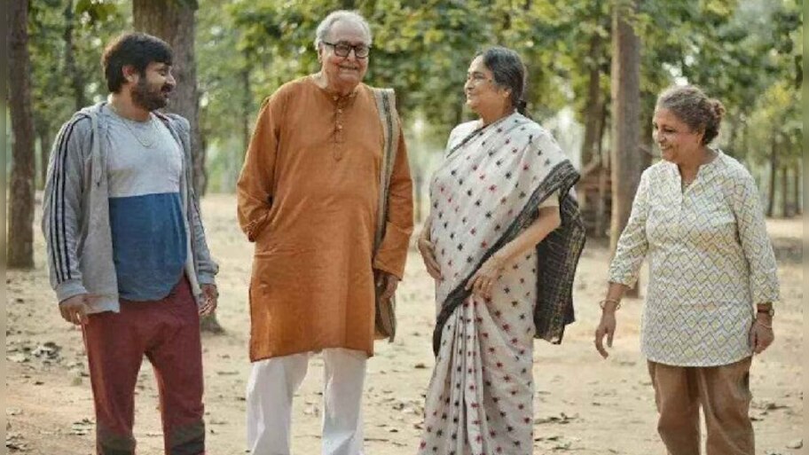 Belashuru: ৩০ হাজার ফুট উচ্চতায় সৌমিত্র-স্বাতীলেখাকে অভিনব সম্মান, বিমান সংস্থার উদ্যোগে মুগ্ধ শিবপ্রসাদ