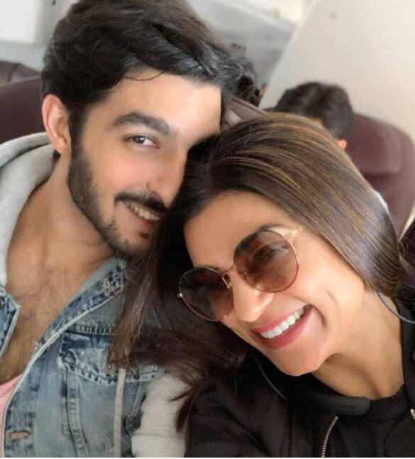 Rohman Shawl Sushmita Sen