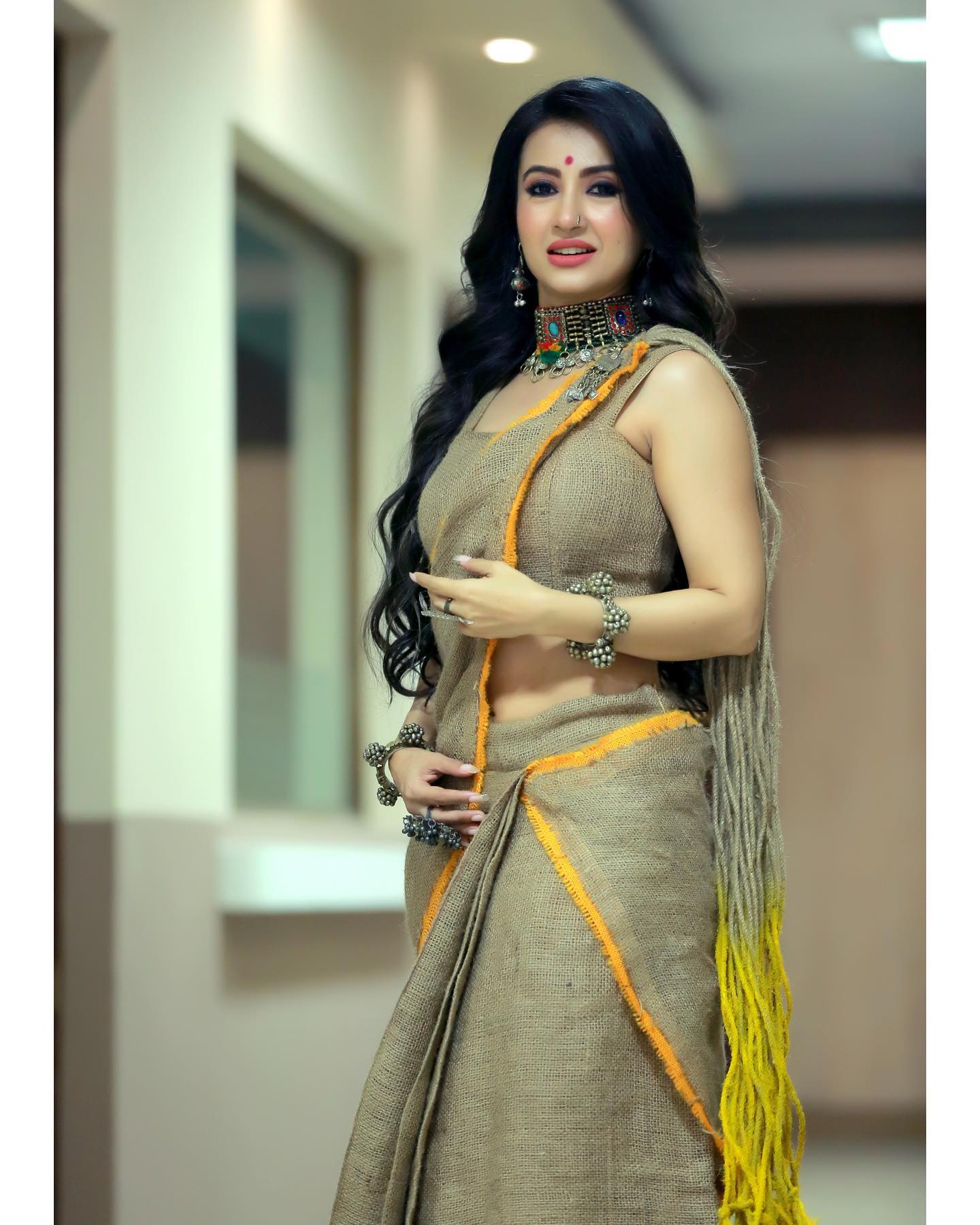 Monami in Jute Saree gets trolled 4