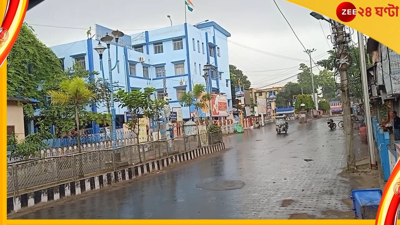 Durga Puja Weather: অষ্টমীর সকালে অঞ্জলি &#039;মাটি করতে&#039; অসুর বৃষ্টি!