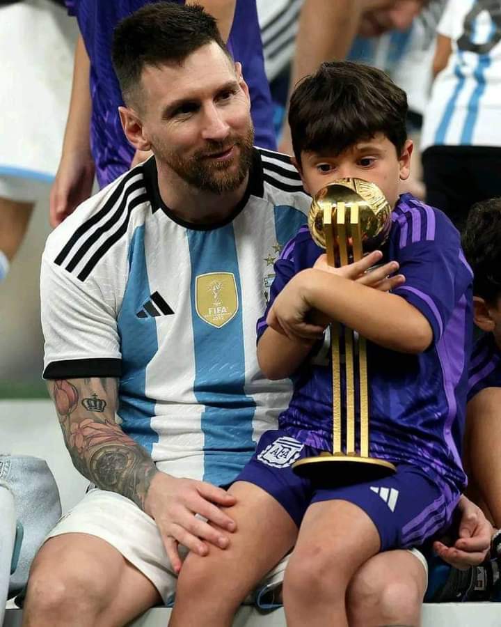 Linonel Messi celebrates FIFA World Cup 2022 win with family 6